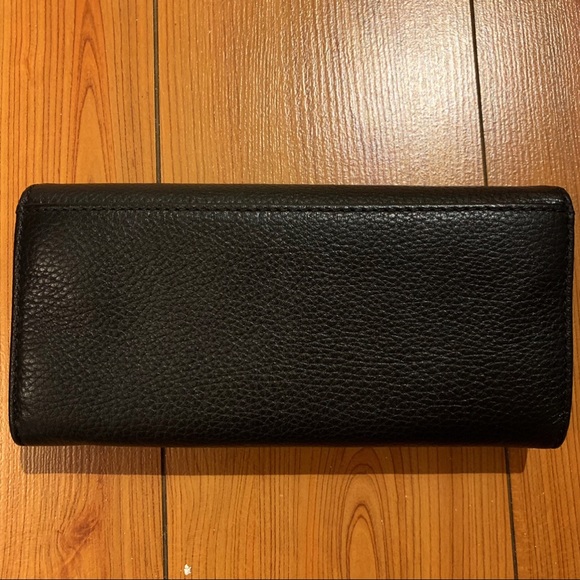 Michael Kors Balck Wallet - Picture 2 of 7